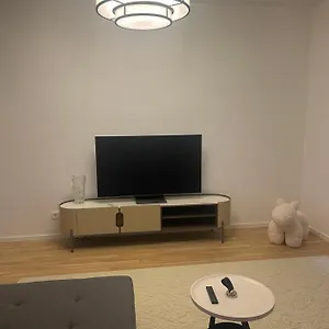  Appartement 3-zimmer Im Zentrum Dues Duitsland