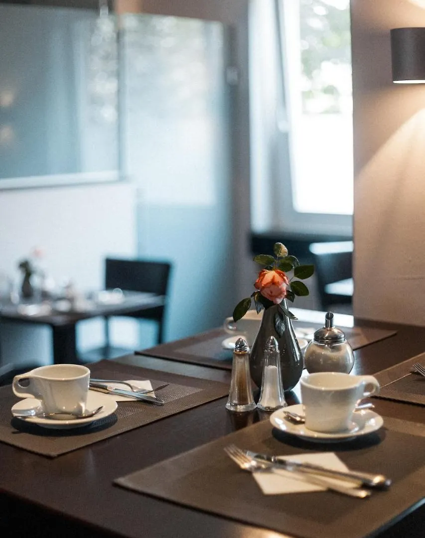 Hotel Am Rothenbaum Hamborg 3*,
