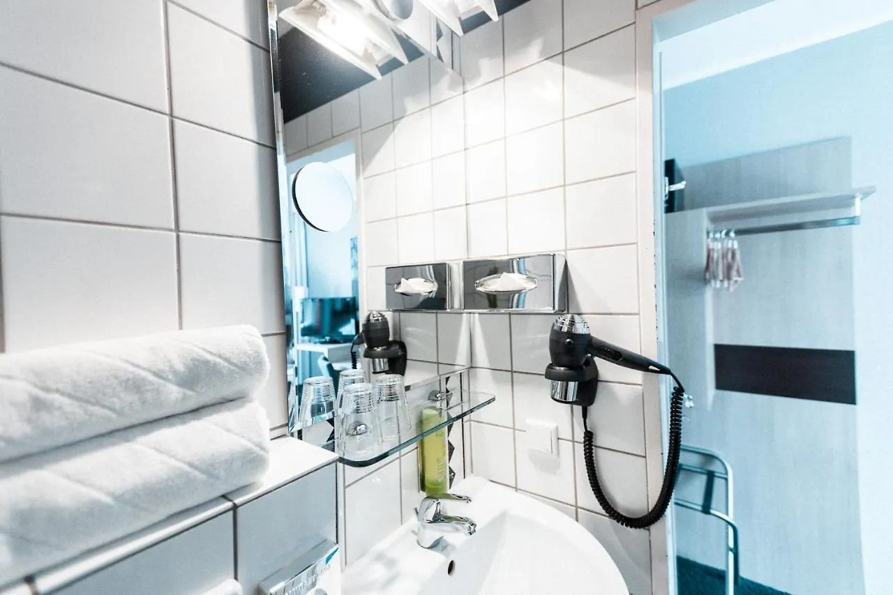 Hotel Am Rothenbaum Hamborg 3*,